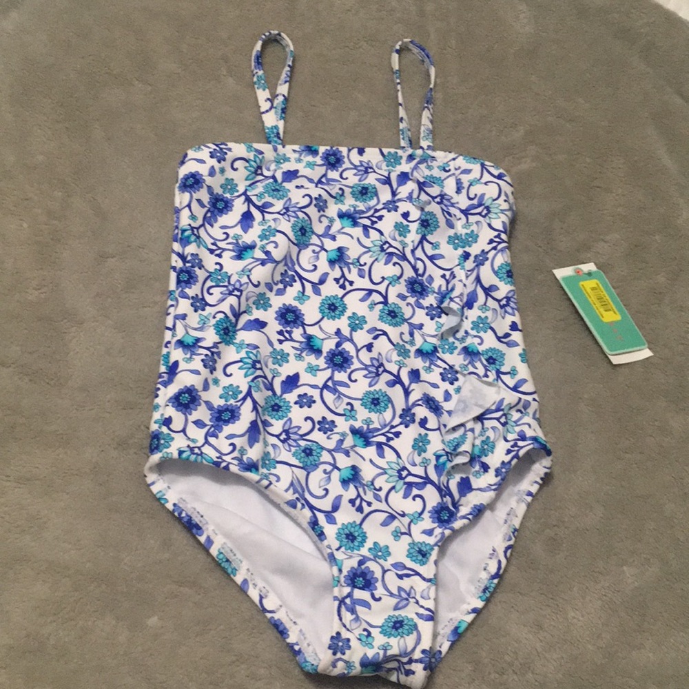 One piece swim suit
